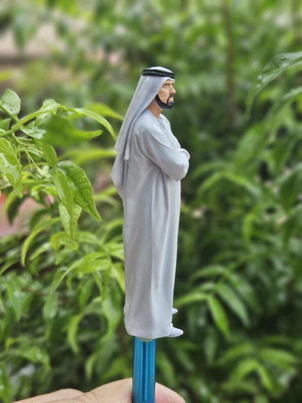 Diorama Hoàng Tử Dubai Đứng - Hình ảnh 2
